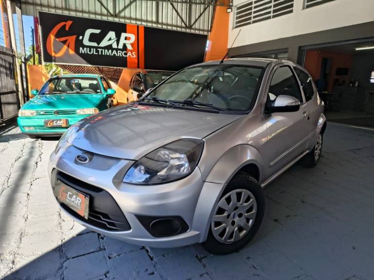FORD - KA - 2013/2013 - Prata - Sob Consulta