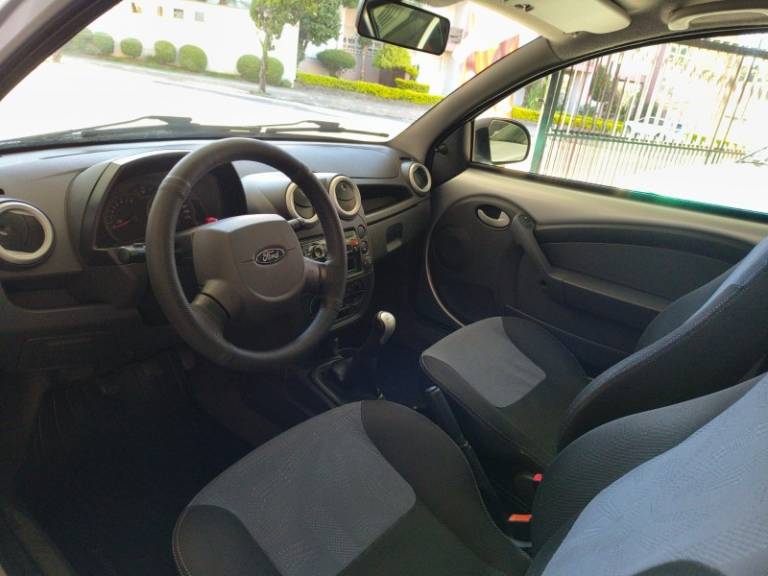 FORD - KA - 2013/2013 - Prata - Sob Consulta