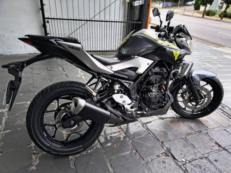 YAMAHA - MT - 2018/2018 - Cinza - R$ 22.500,00
