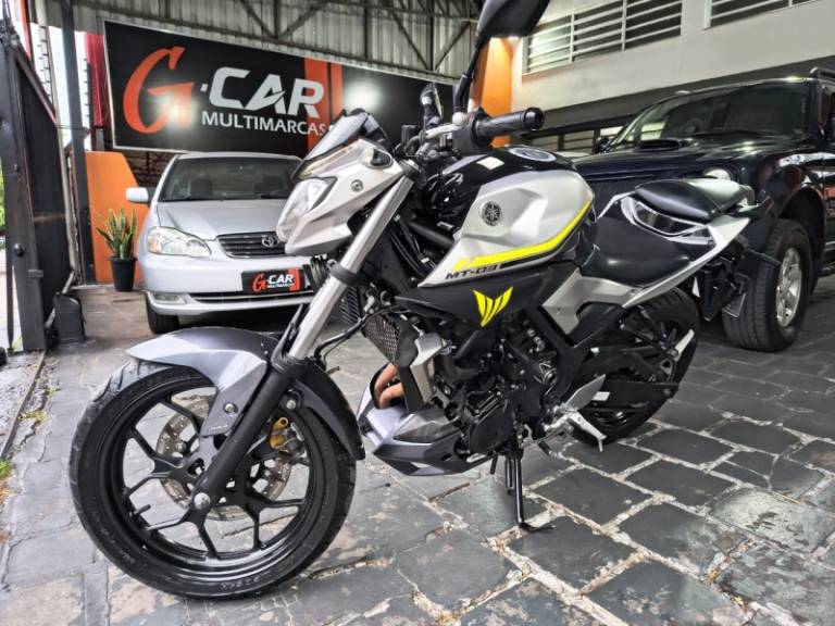 YAMAHA - MT - 2018/2018 - Cinza - R$ 22.500,00