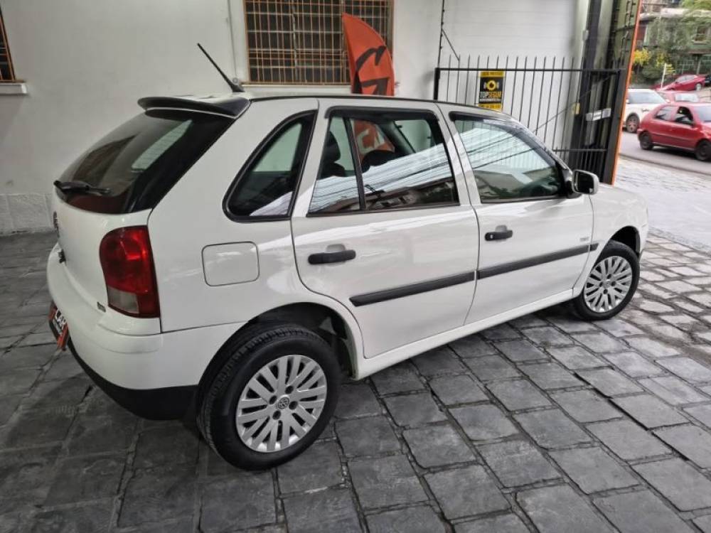 VOLKSWAGEN - GOL - 2011/2011 - Branca - R$ 23.900,00