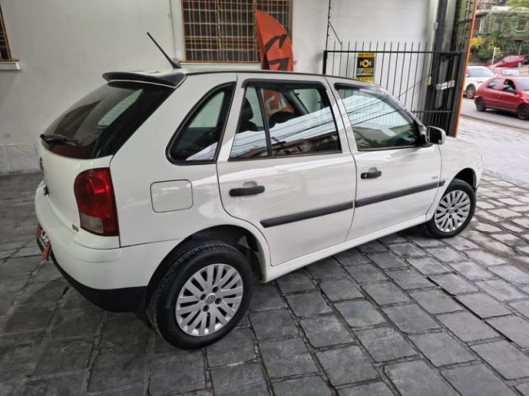 VOLKSWAGEN - GOL - 2011/2011 - Branca - R$ 23.900,00